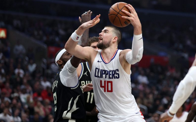 Ivica Zubac zabio 14 poena u porazu LA Clippersa od Golden State Warriorsa