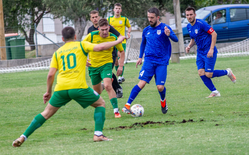 Veliki derbi Nove zore i Pakoštana