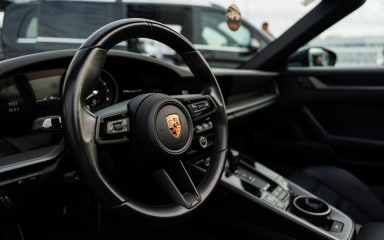 6 stvari koje nikada ne biste trebali ostavljati u automobilu tijekom zime