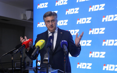 Plenković: “Što je cilj? Izlazak iz NATO-a? Ako je to cilj, neka nam Milanović kaže”