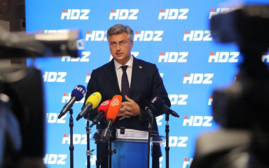 Plenković: “Podsjećamo cijelu hrvatsku javnost da je SDP lopovska organizacija”