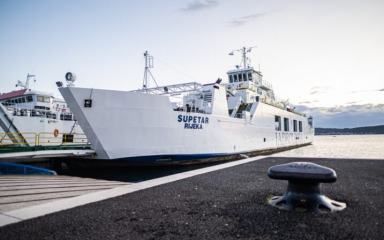 NOVI INCIDENT Ponovno pala rampa Jadrolinijinog trajekta!