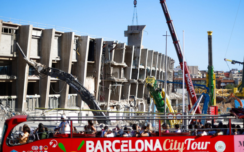 Potukli se radnici koji rade na obnovi stadiona Camp Nou