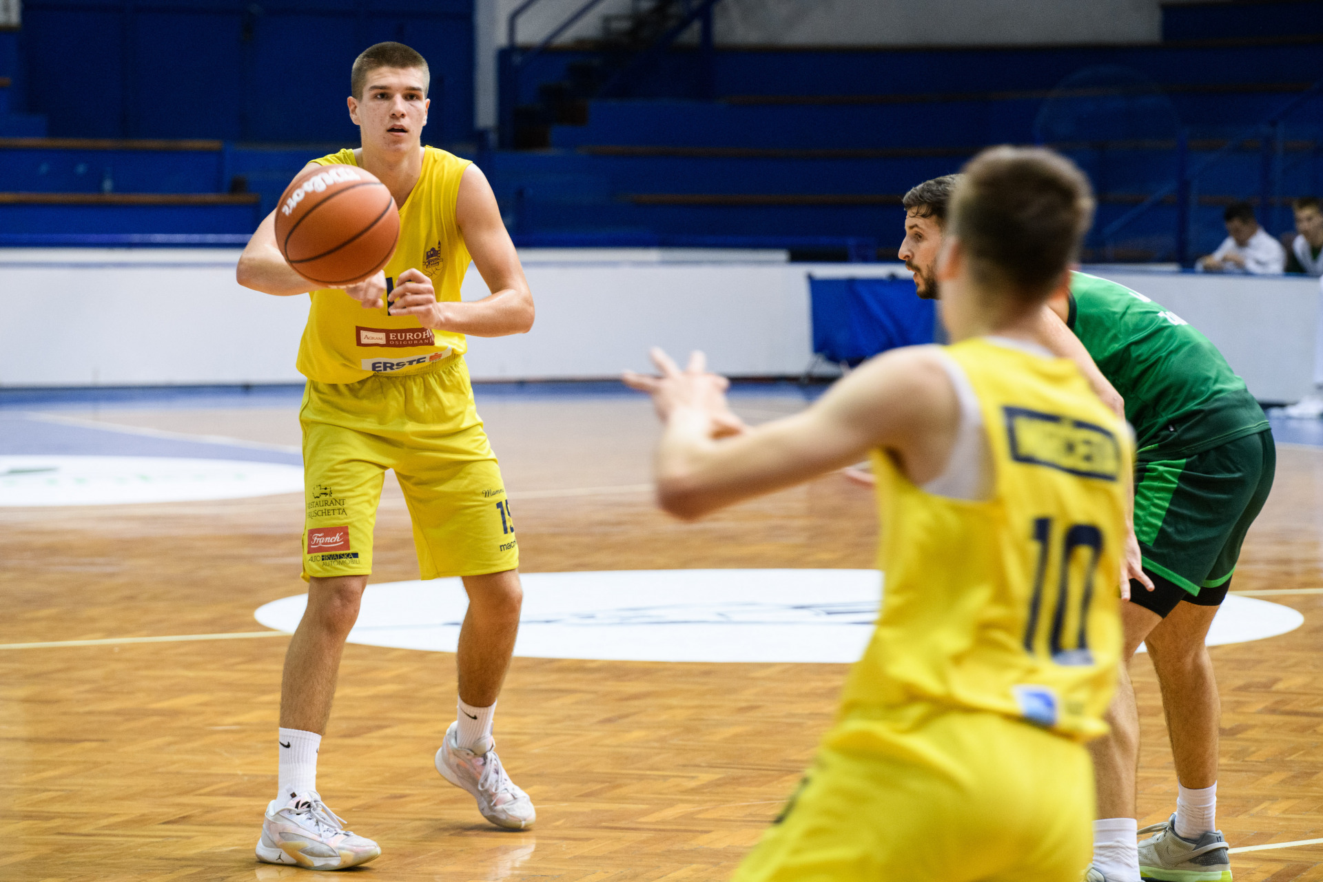 Jazine se diče napadom, Puntamičani obranom - Zadarski list
