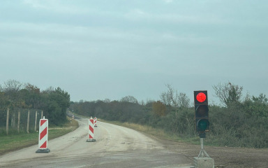 NOVA REGULACIJA Počela sanacija kolnika na dijelu ulice Put Vrela