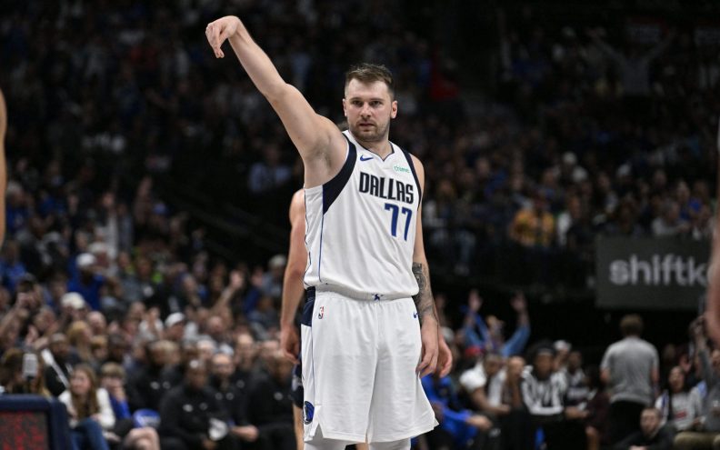 Luka Dončić ubacio 32 poena i odveo Dallas do četvrte uzastopne pobjede