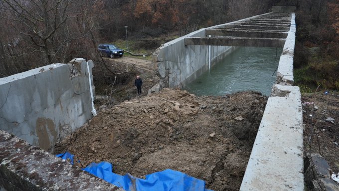 Zbog eksplozije na sjeveru Kosova uhićeno osam osoba, Beograd niječe odgovornost