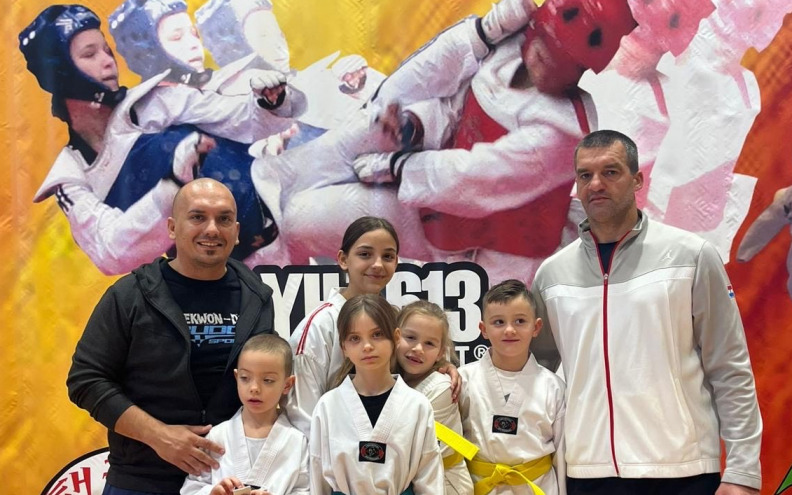 Taekwondo klub Plovanija se iz Slovenije vratio s nekoliko odličja