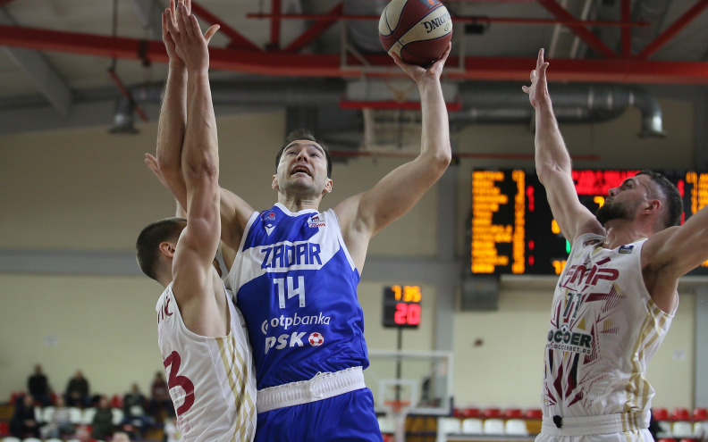 Lovro Mazalin napušta Zadar i vraća se u Cibonu