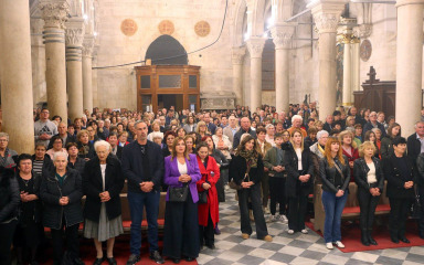 Održano 39. hodočašće vjernika Zadarske nadbiskupije sv. Nikoli Taveliću