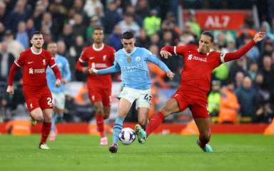 Liverpool slavio u derbiju i pobjegao Cityju na +11 bodova