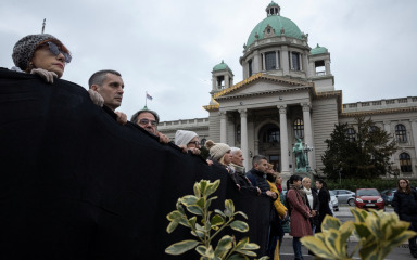 Zbog tragedije kod kolodvora novi veliki prosvjedni skup u Novom Sadu