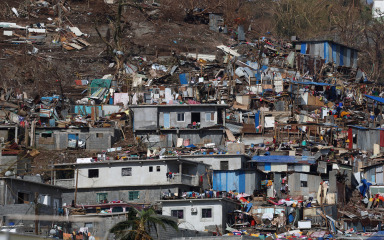 Francuska pojačava humanitarne operacije na razorenom otoku Mayotte