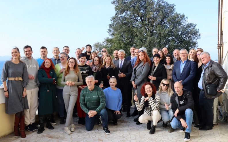 Župan Longin upriličio tradicionalno blagdansko druženje za predstavnike zadarskih medija