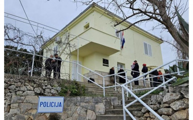 Otočani od danas mogu ishodovati svoje osobne dokumente u policijskom uredu u Salima