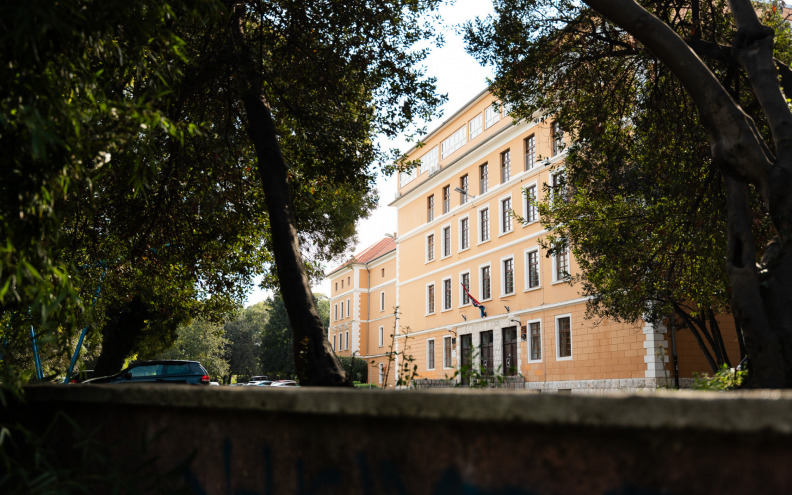 Ravnatelji zadarskih srednjih škola poslali zajedničko pismo sa svojim zahtjevima, evo što se mijenja