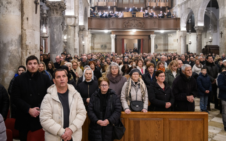 [FOTO] Blagdan zadarske zaštitnice okupio je mnogobrojne vjernike