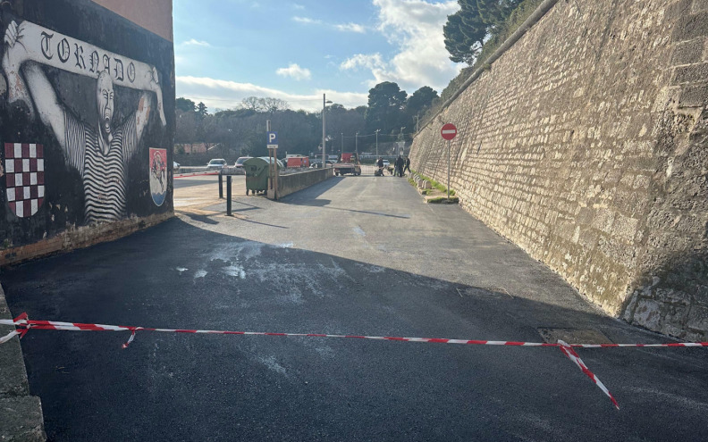 Komunalni odjel Grada ima pune ruke posla: Uređuju se kolnici i šahtovi, čiste grafiti