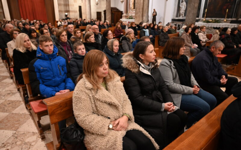Susret crkvenih pokreta i zajednica Zadarske nadbiskupije održan u katedrali sv. Stošije
