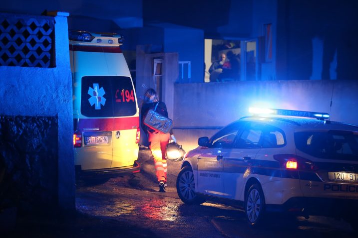 Policija otkrila kako je došlo do požara u kući u Vrsima: Muškarac je ozlijeđen