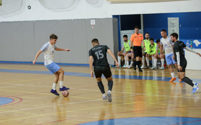 Murvica ponovno barjaktar, Raštane slomile Kontrol biro