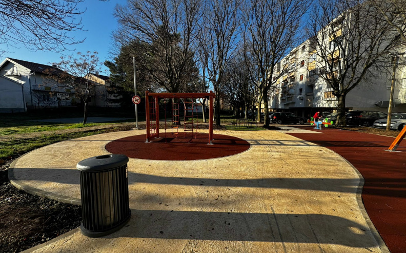 Uređeno mjesto za okupljanje na Putu Petrića, slijedi i konkretnije uređenje okoliša…