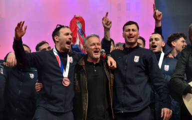 Zvonimir Srna o nastupu Thompsona na dočeku: “Neki se bune, mi samo pokazujemo domoljublje”