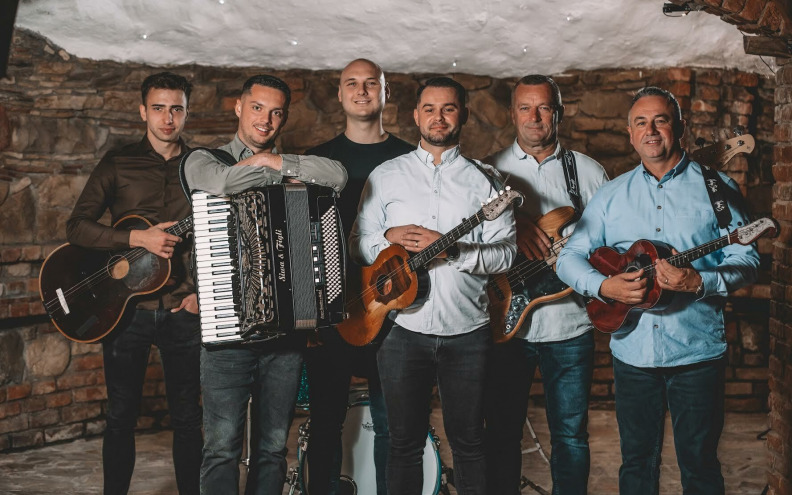 Jure Brkljača autorski pečatirao Tajnu ljubav