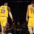NBA: Pobjeda Lakersa u gradskom derbiju