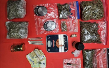 Muškarcu na zadarskom području pronađen kilogram marihuane, ali i druge razne droge