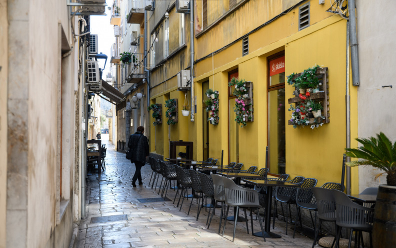 Nekoć je Poluotok bio krcat, a danas - ni ljudi ni sadržaja: 'Meni je tužno ovo gledati...'