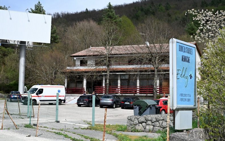 Vlasnici doma za starije u Rupi netragom nestali, štićenike ostavili same i zaključane