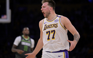 Lakersi poraženi unatoč odličnoj utakmici Dončića