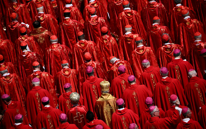 Nakon pokopa pape Franje sve oči uprte u konklavu