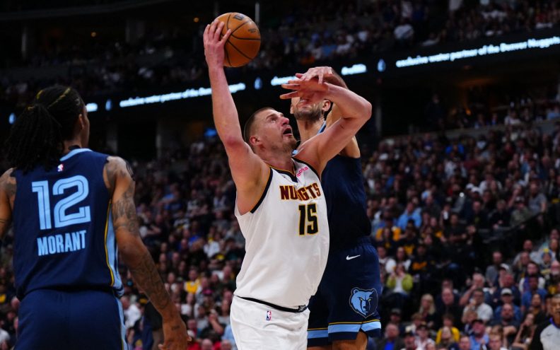 Nikola Jokić ostvario 34. “triple-double” sezone i uvrstio se u odabrano društvo