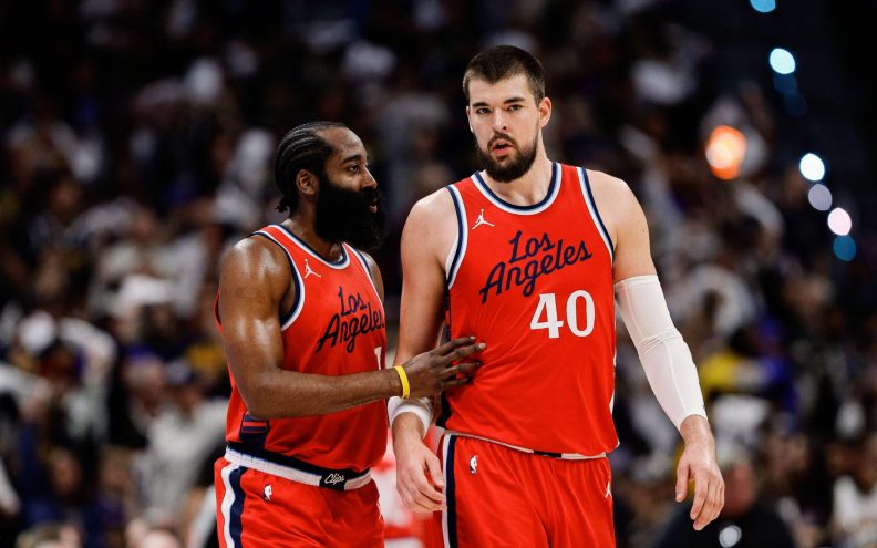 VIDEO Kawhi Leonard i Ivica Zubac uzvratili udarac Jokićevim Nuggetsima i dobili vruću završnicu u Denveru