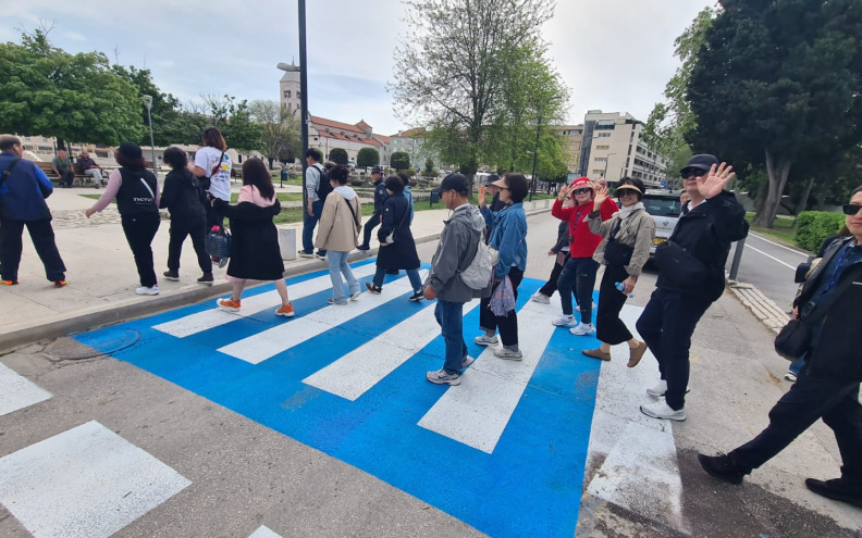 OSVJEŽENA ULICA NA POLUOTOKU! Iscrtana nova zebra u Ulici Mihovila Pavlinovića