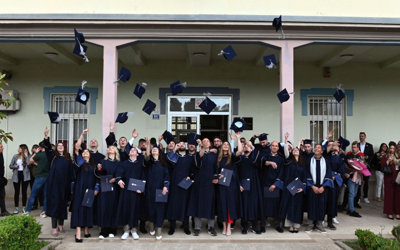 Promovirani prvostupnici Odjela za informacijske znanosti