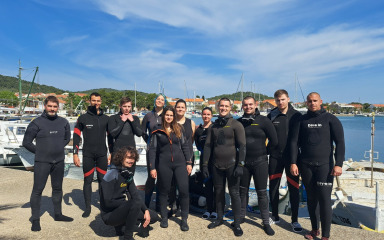 U Kukljici upriličena ekološka akcija s roniocima