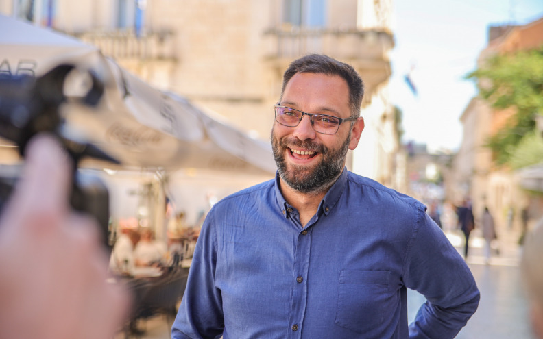 Zubčić: Naši su sugrađani na rubu siromaštva, ne mogu se otuširati i ne mogu doći do liječnika