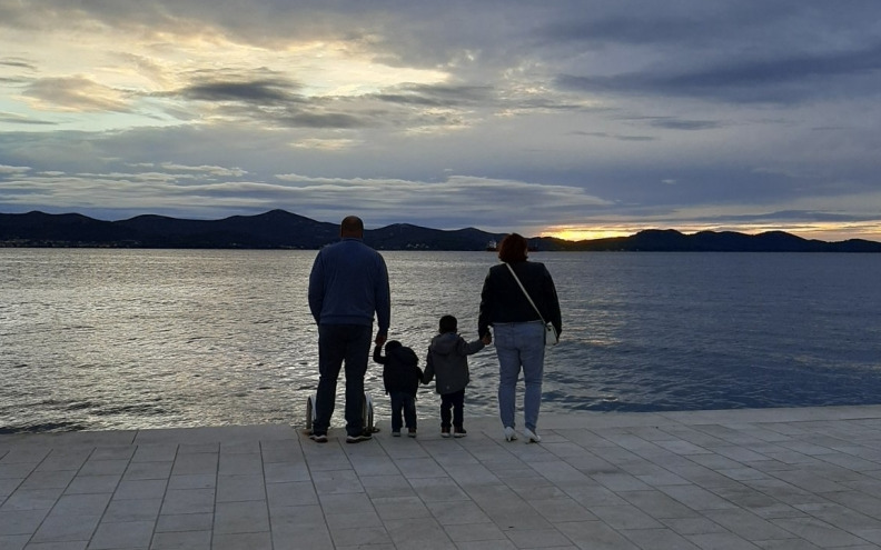 Gradovi i općine nastoje utjecati na demografske prilike i pomoći roditeljima, evo koliko daju