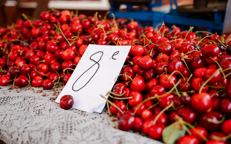 Trešnje osam eura  – ‘ko to more platit!?