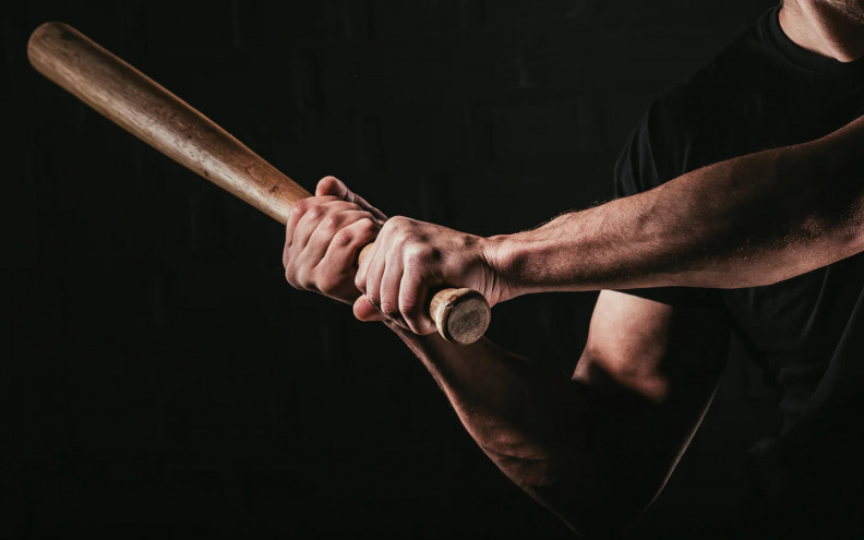 SUKOB U PREKU Sin oca premlatio palicom - mora mu platiti i odštetu