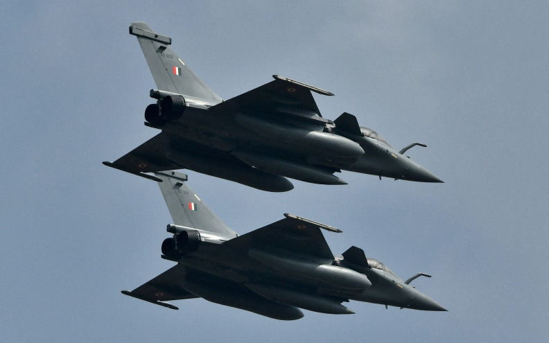 SPEKTAKL NA NEBU Evo kada će Rafalei preletjeti mjesta Zadarske županije