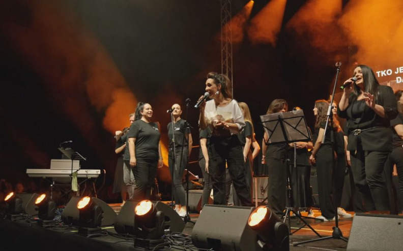 Naša pjevačica život ne može zamisliti bez Boga: 'Kad osjetiš njegovu milost u svom životu...'