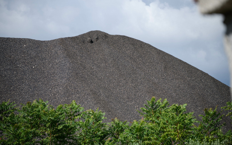 Više nema prepreka za uklanjanje Crnog brda