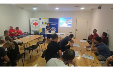 Preventivne aktivnosti na tečaju za osposobljavanje spasilaca u Zadru