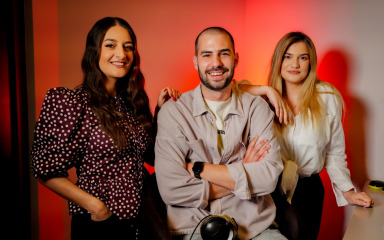 Silvia iz popularnih Učiteljica se zaručila za kolegu s estrade: “Maldivi su jako romantični”