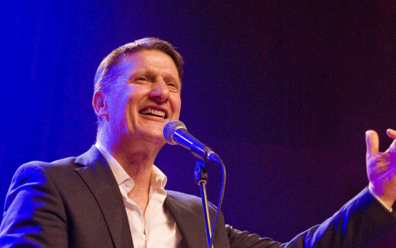 VELIKI SLAVLJENIČKI KONCERTI Tomislav Bralić i klapa Intrade veliki jubilej slave i u Šibeniku