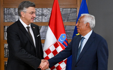Plenković uoči samita EU-a razgovarao s Costom i Weberom
